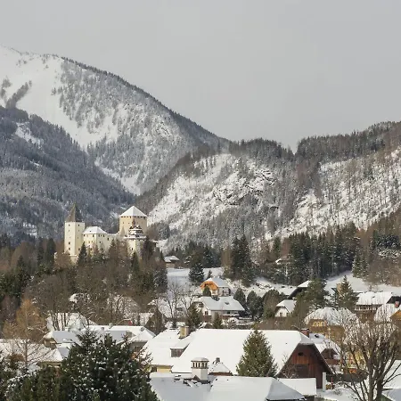 Lavish Chalet In Mauterndorf With Sauna & Jacuzzi * Mauterndorf (Salzburg)