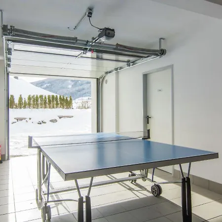 Lavish Chalet In Mauterndorf With Sauna & Jacuzzi Σαλέ *