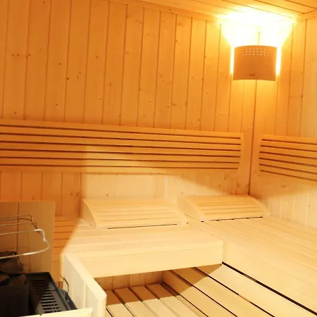 Lavish Chalet In Mauterndorf With Sauna & Jacuzzi * Mauterndorf (Salzburg)